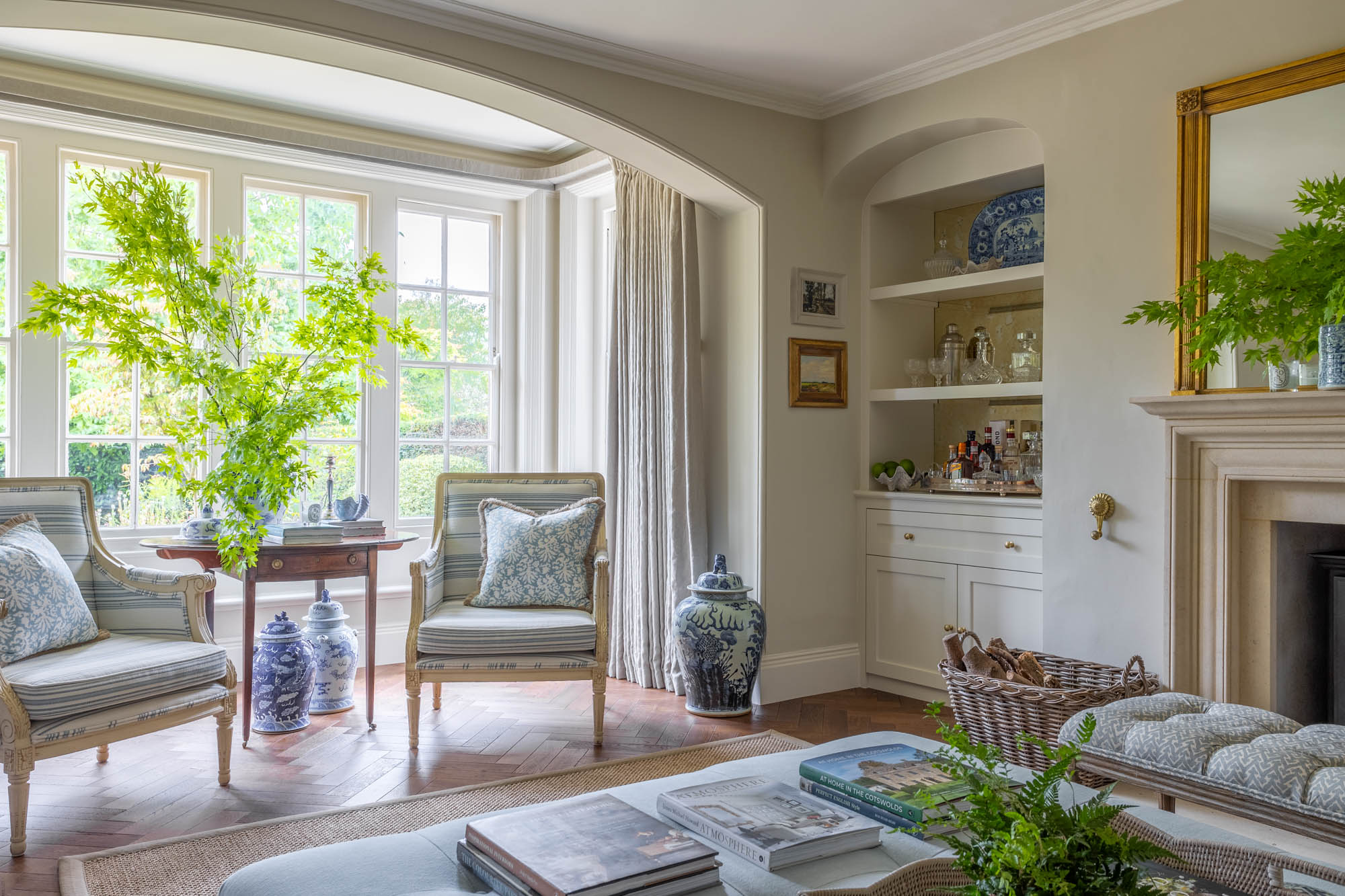 Why Cotswolds Manor Houses might Require Bespoke Interior Design